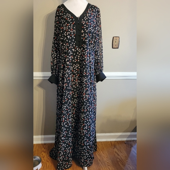ModCloth Plus Size Floral Black Maxi Dress Red Print Size 18 - Picture 3 of 5